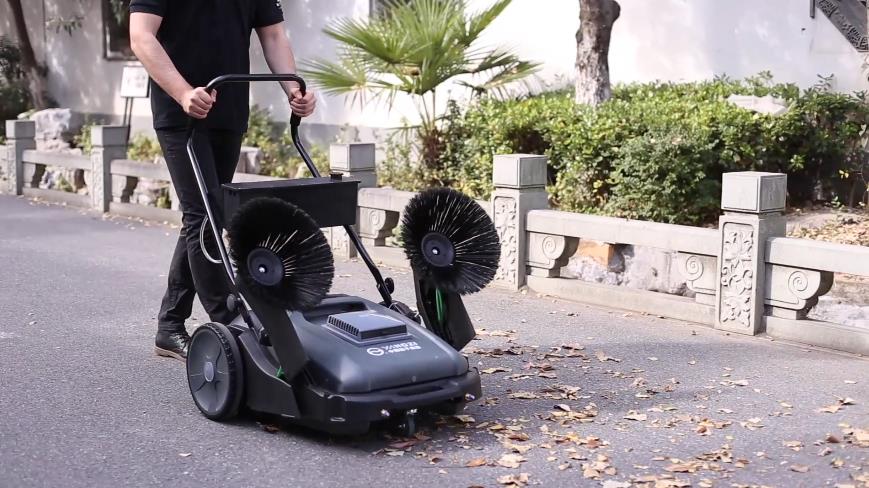 工業(yè)掃地機的價格是多少