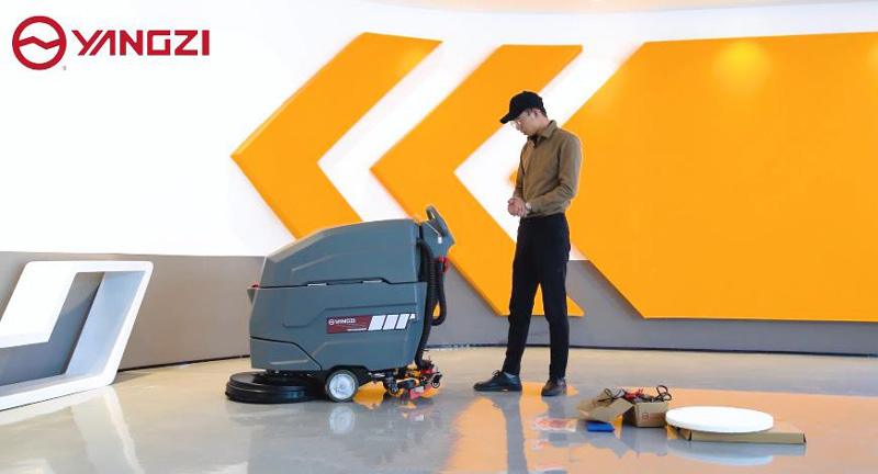 購買地板洗地機(jī)時(shí)要考慮什么 購買地板洗地機(jī)時(shí)要考慮什么