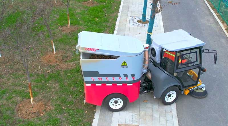 道路清掃車可以解決生活中的哪些問(wèn)題 道路清掃車可以解決生活中的哪些問(wèn)題