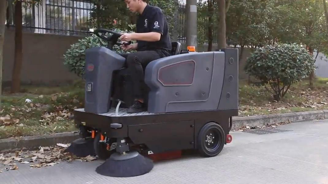 為倉(cāng)庫(kù)使用哪種類型的揚(yáng)子掃地機(jī) 為倉(cāng)庫(kù)使用哪種類型的揚(yáng)子掃地機(jī)