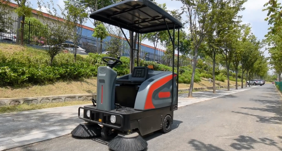 揚(yáng)子駕駛式掃地機(jī)怎么樣 揚(yáng)子駕駛式掃地機(jī)怎么樣